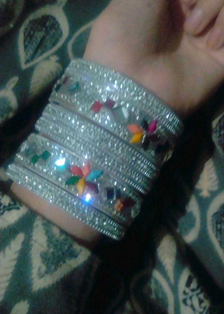 Sparkling Bangle Set