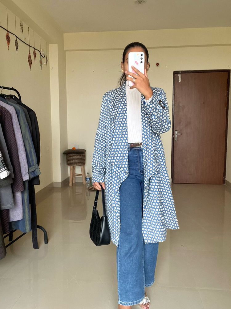 Long  winter coat style shrug