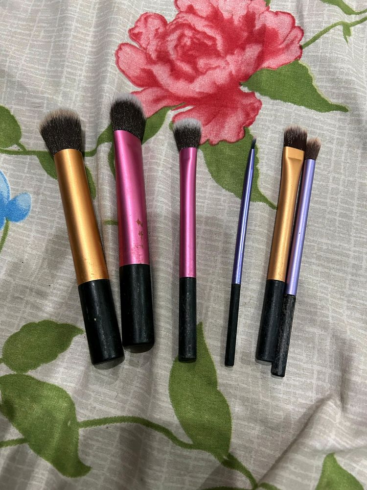 Real Techniques Makeup Brush Set Of 6