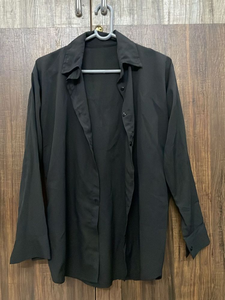 Oversized Black Shirt