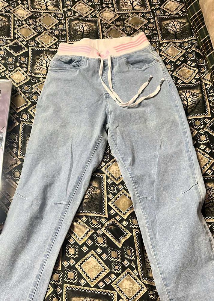 Stylish Light Wash Denim Jeans