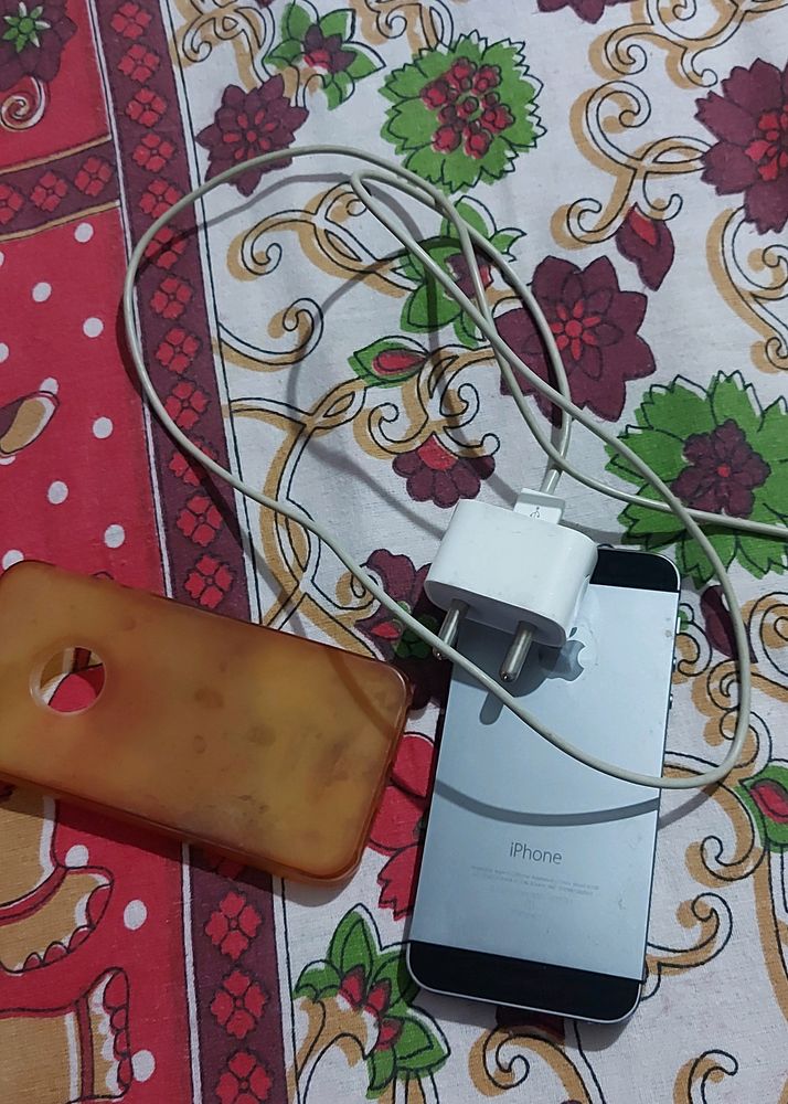 Apple iPhone 5s Excellent Working Condition