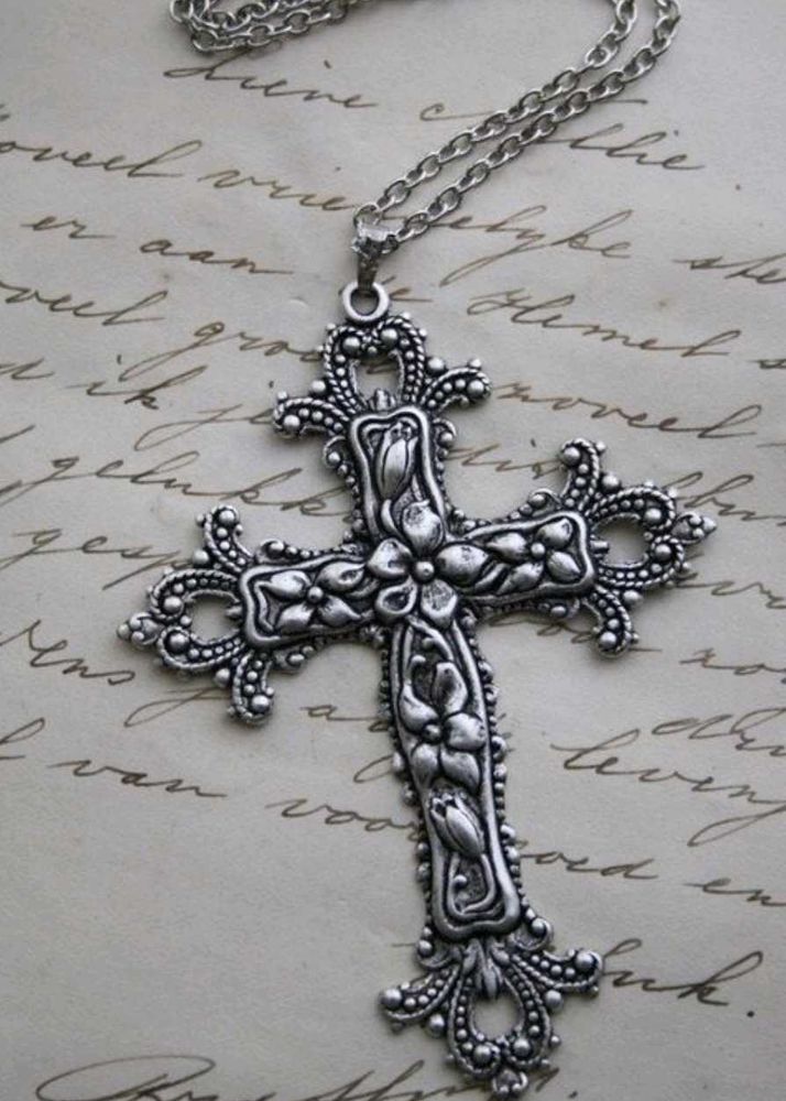 Big Cross Pendant Necklace