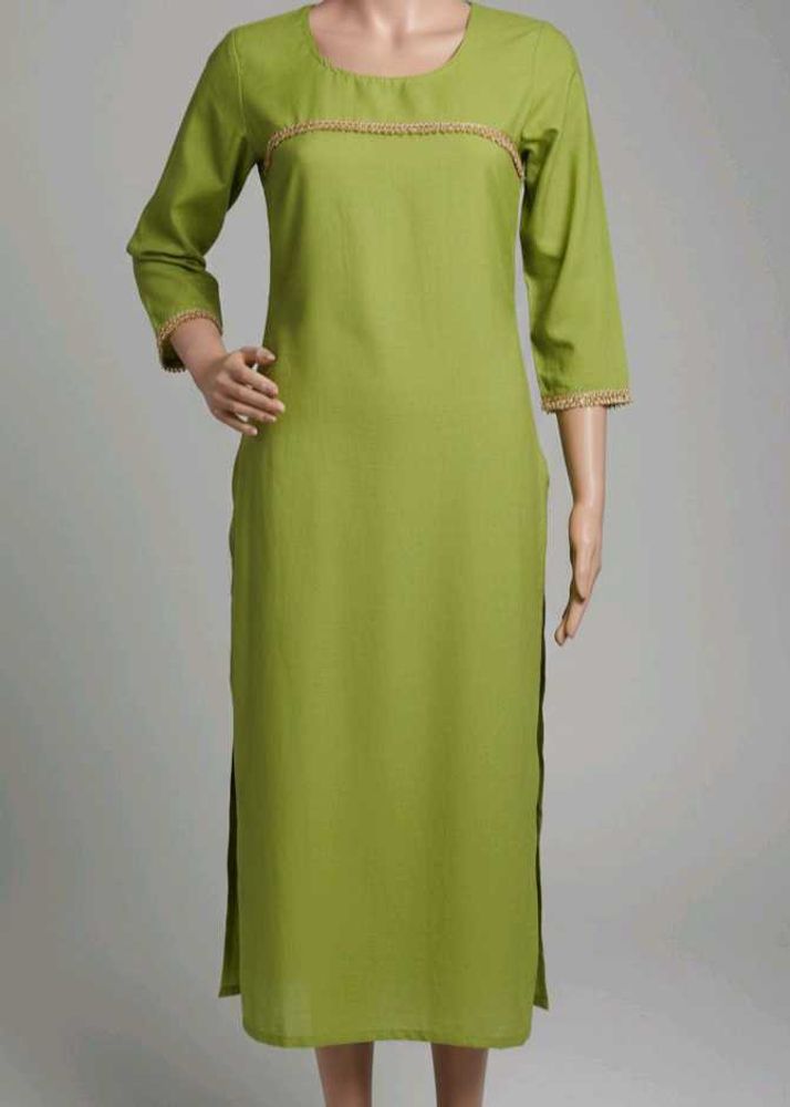 Green Kurta with Delicate Trim