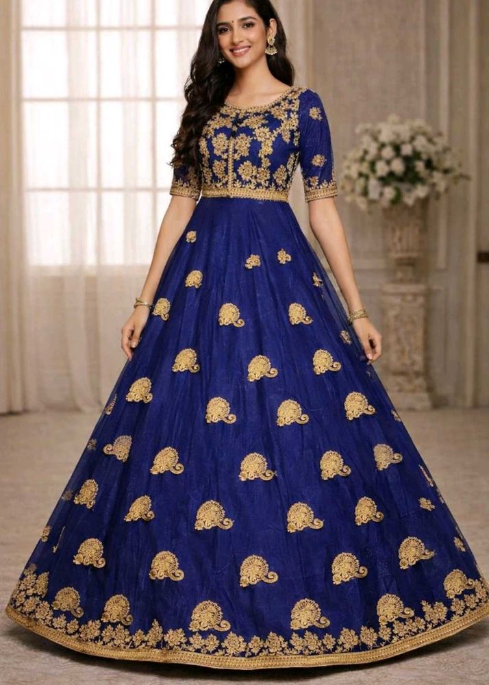 🔥🔥Sale💥💃 Blue Full Havy Work One Piece Gown.