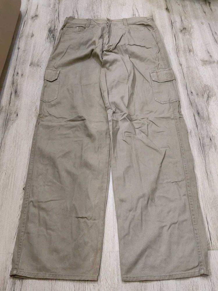 Ma1892 Ralph Lauren Cargo waist 32