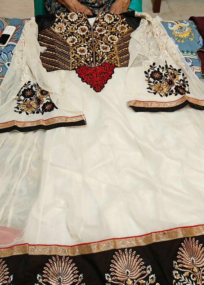 Elegant Embroidered Ethnic Gown