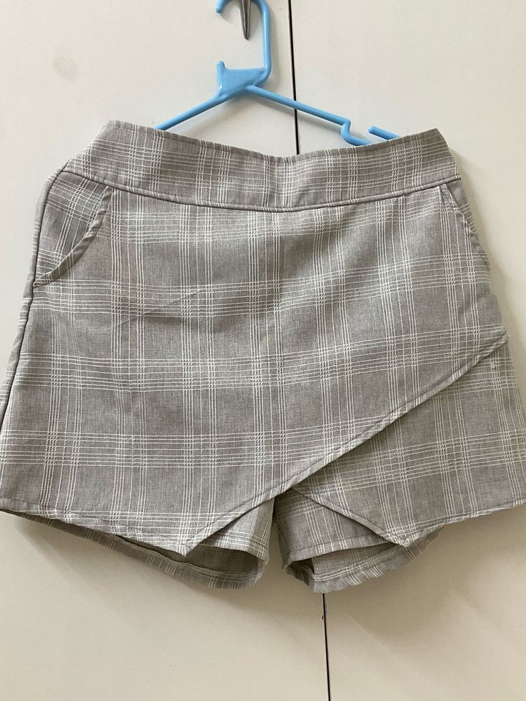 Grey Plaid Skort