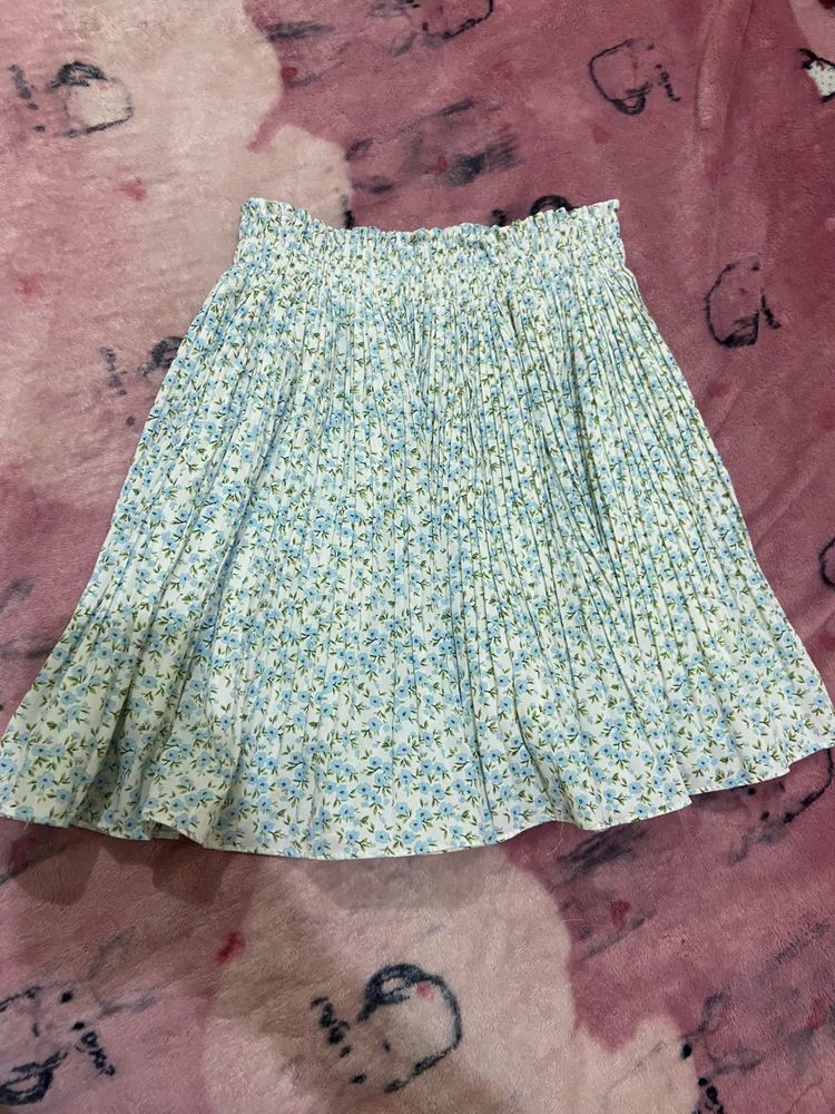 Floral Print Mini Skirt