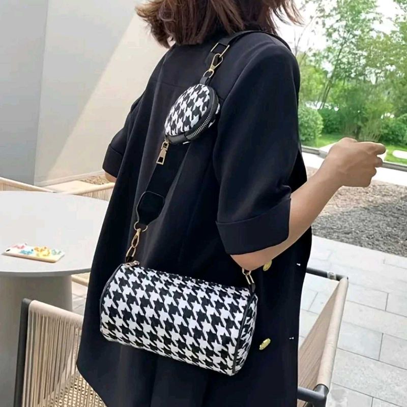 Houndstooth Barrel Bag