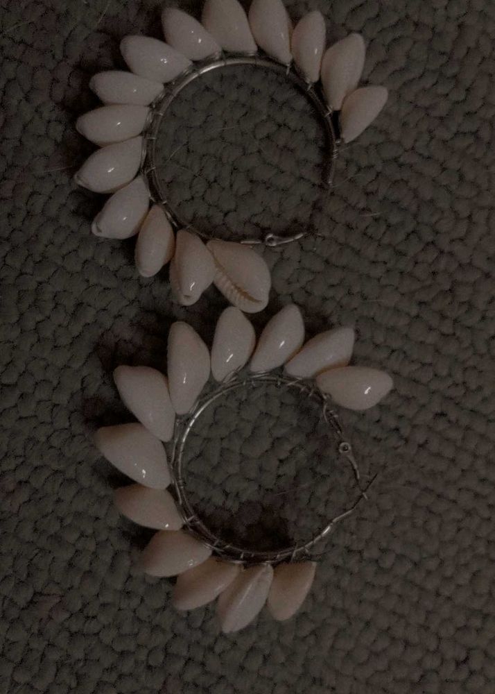 Shell Hoop Earrings