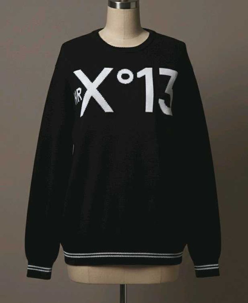 HR X°13 Black oversized Sweater