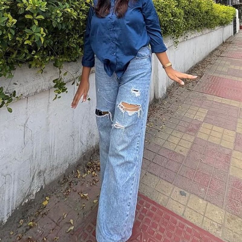 Ripped Wide Leg Denim Jeans