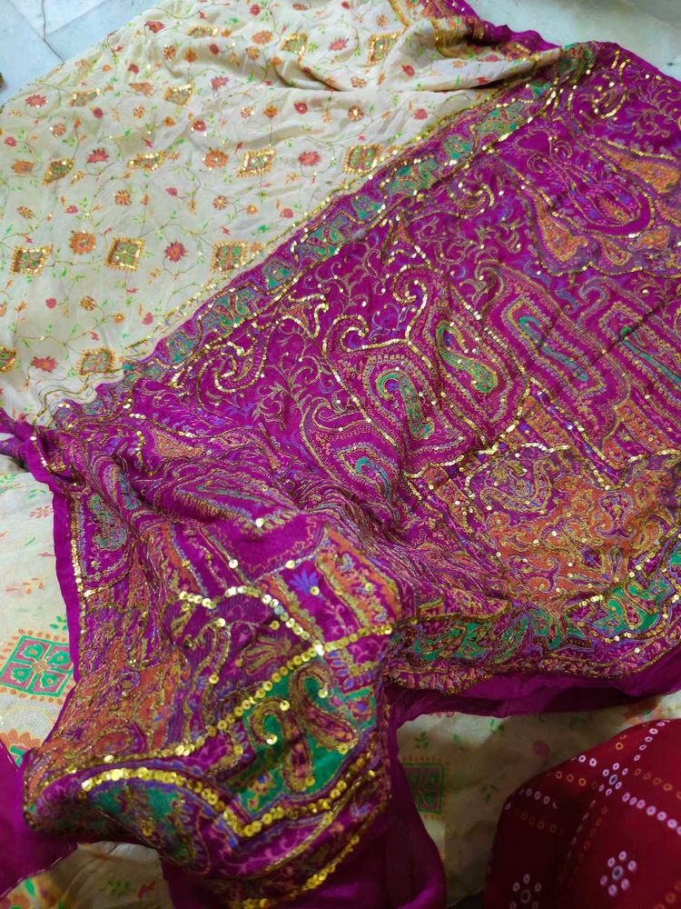 vintage aari work. beautiful 😍 Saree