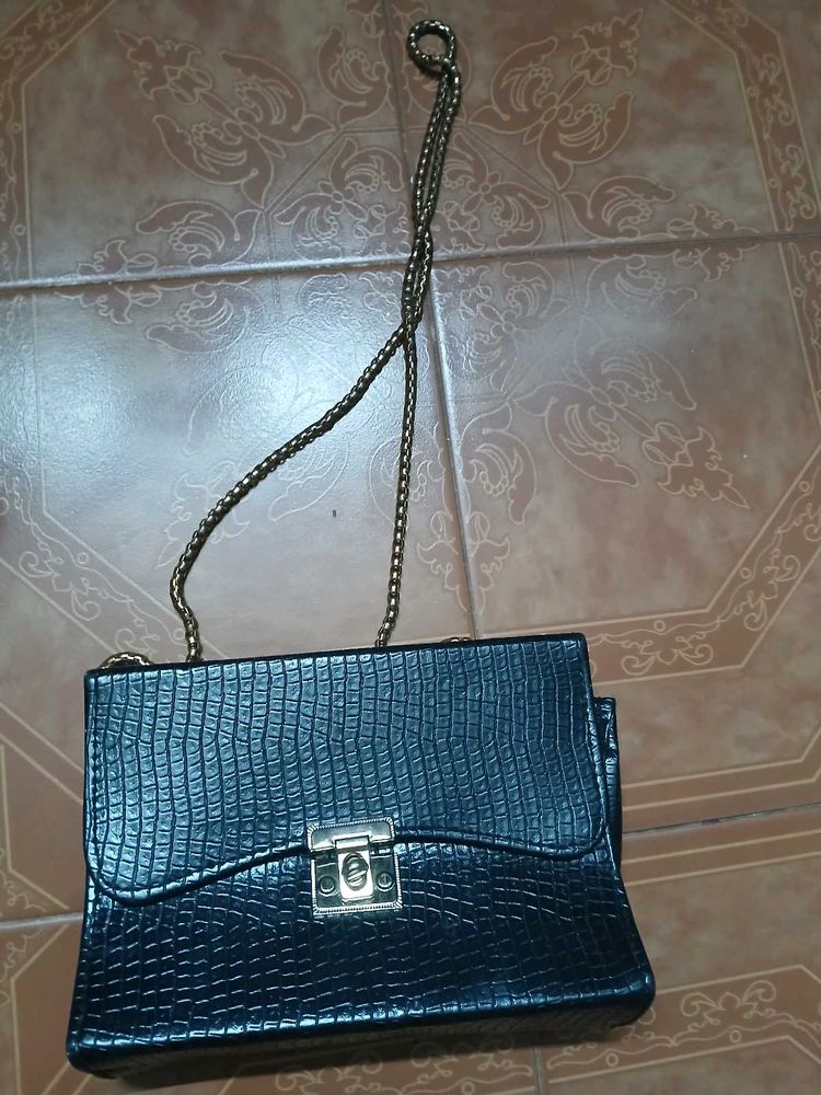 Black Shoulder Bag