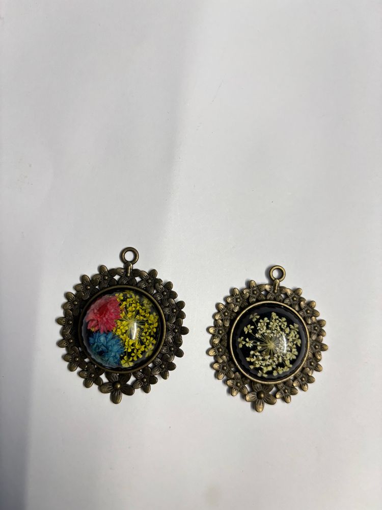 resin pendant