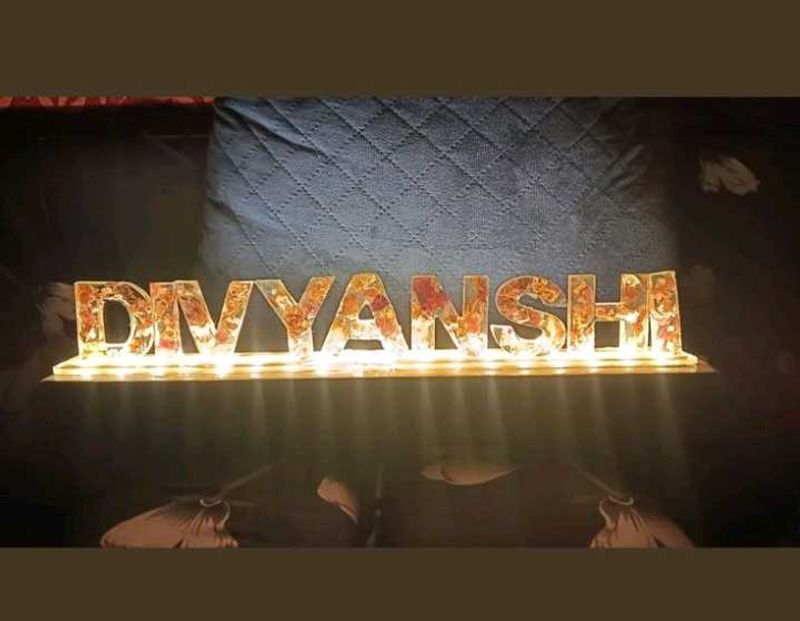 Resin Name Lamp