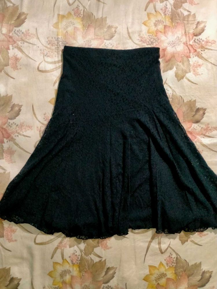 Y2K Lace Skirt Black