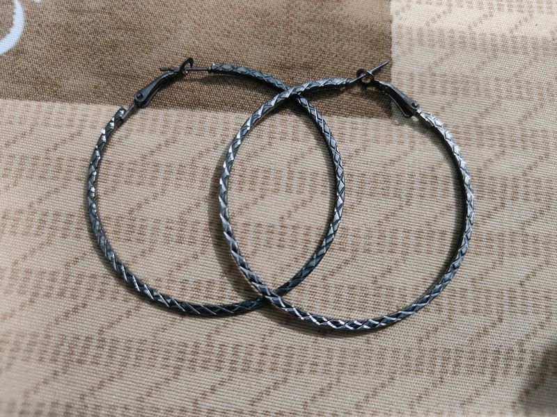 Elegant Round Earring
