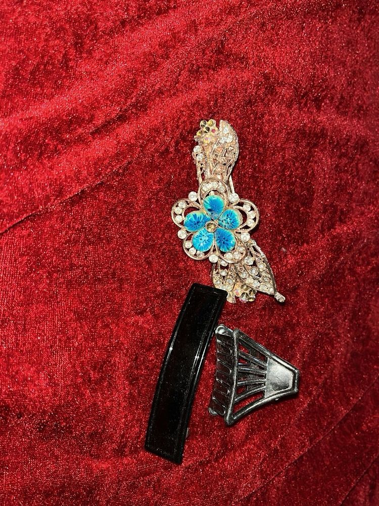 Hair  accessories