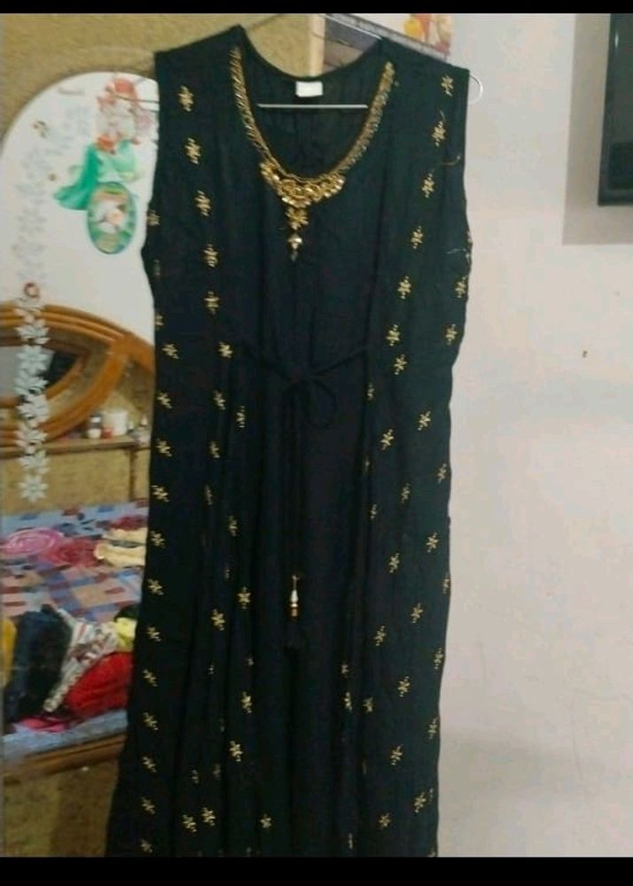 Bhut Pyari Kurti Gaun H