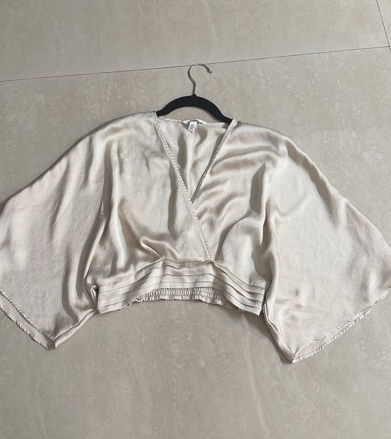 H&amp;M Elegant Cream Top