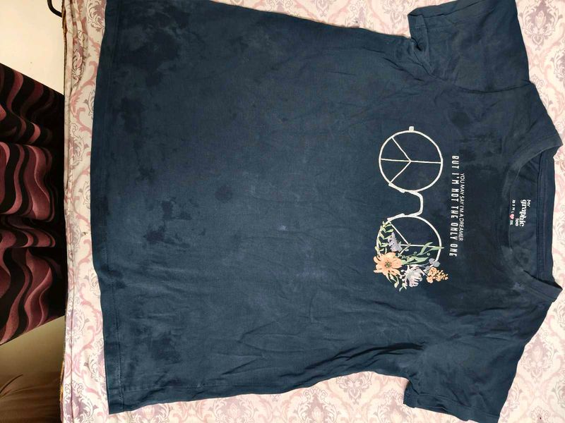 Graphic Peace Sign Tee