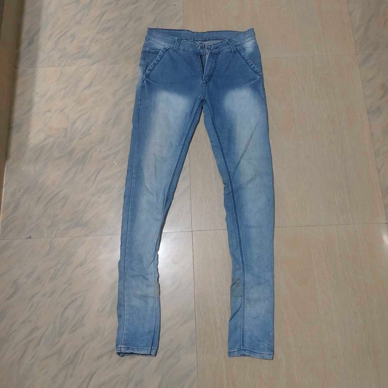 👖 Light Blue Skinny Jeans