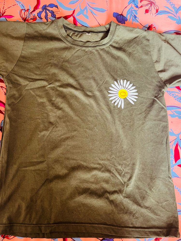 Olive Green Daisy Tee