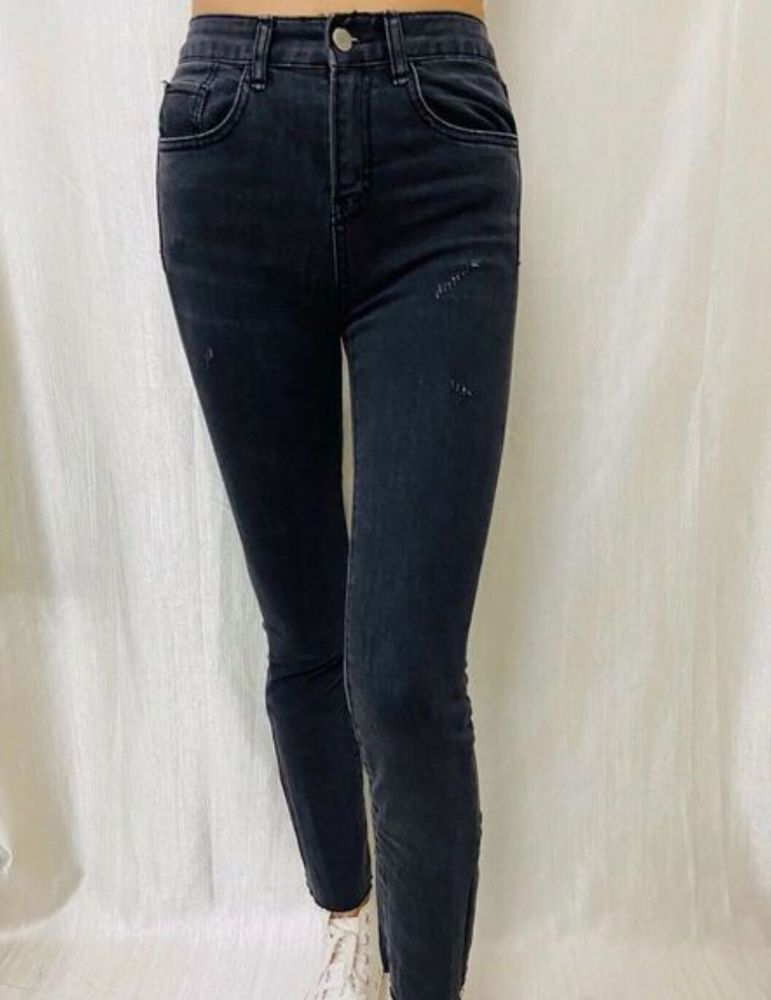 Skinny Jeans From West Side