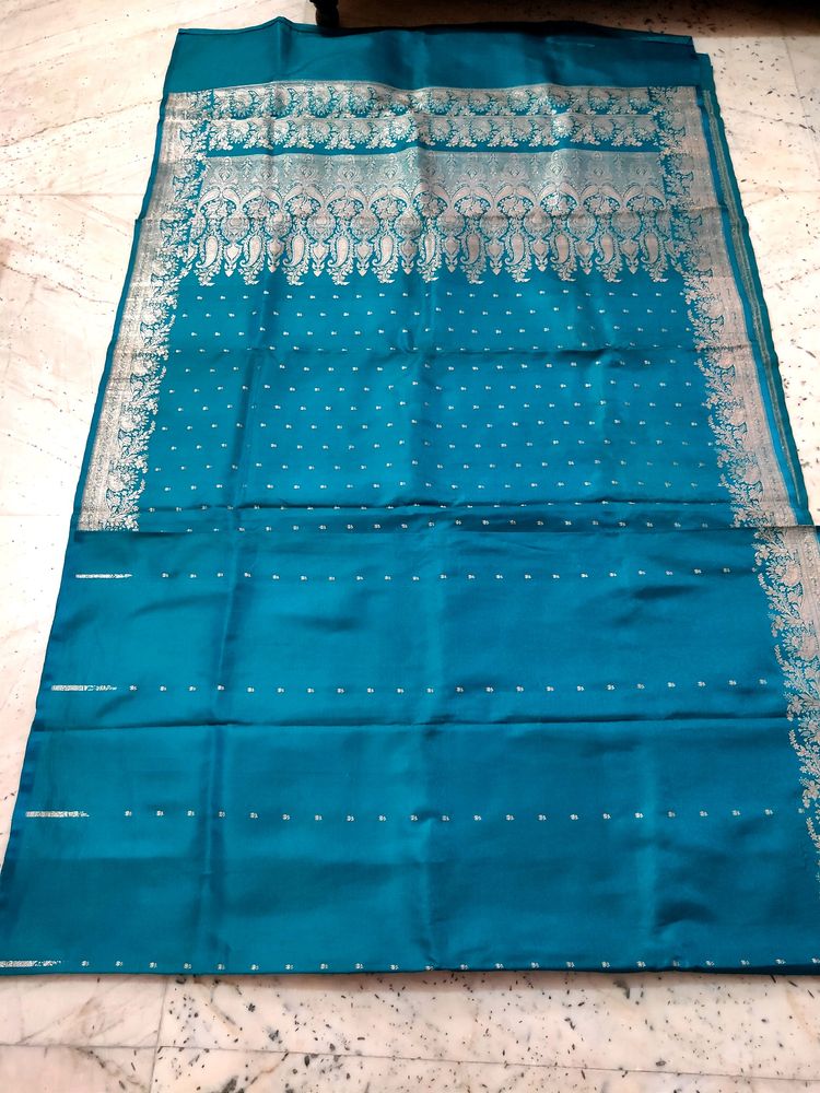 Price Drop 🔥Peacock Colour