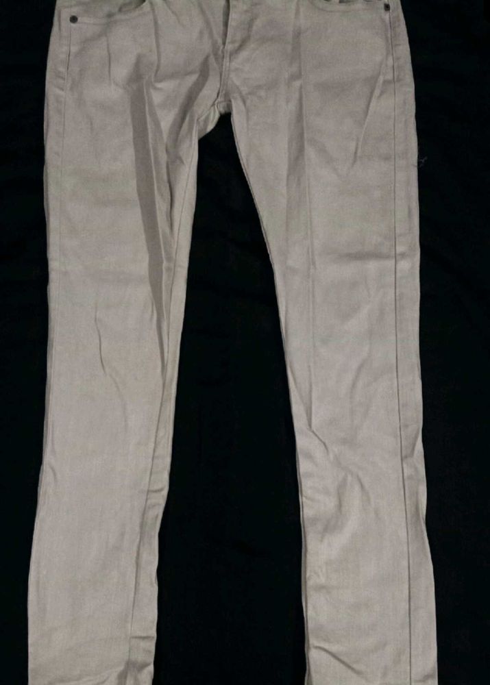 Its a Non Used Jeans From Max