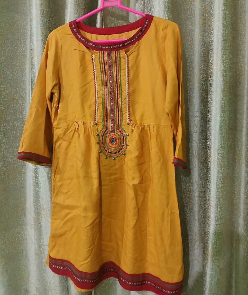 Ethnic Embroidered Tunic Top