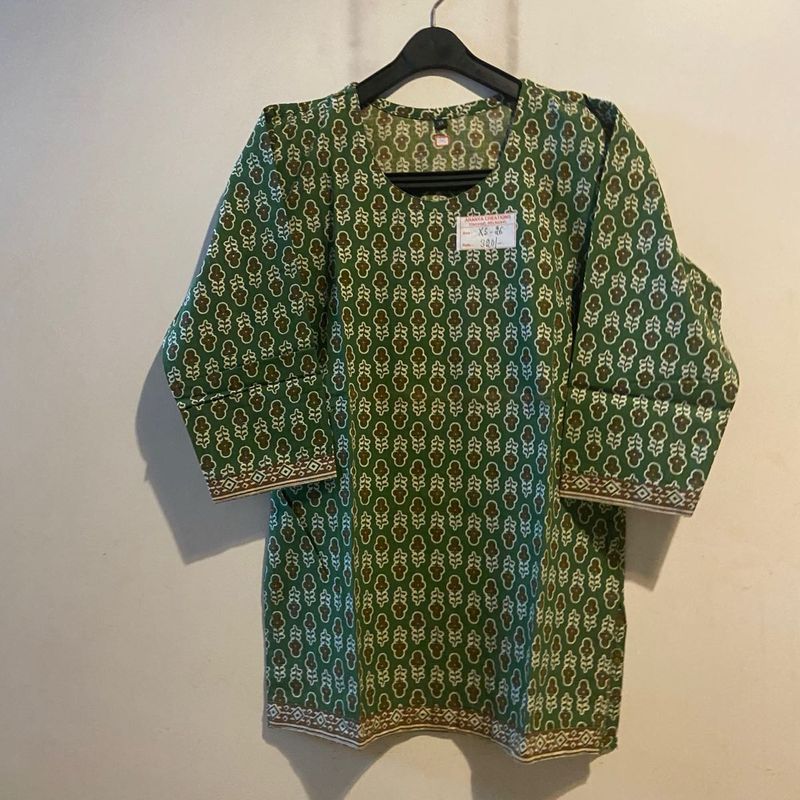 Green Patterned Tunic Top