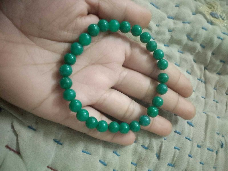 Green Beaded Bracelet