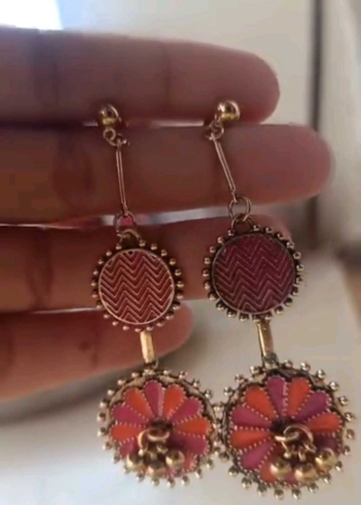 New light weight Stylish Dangler Earrings