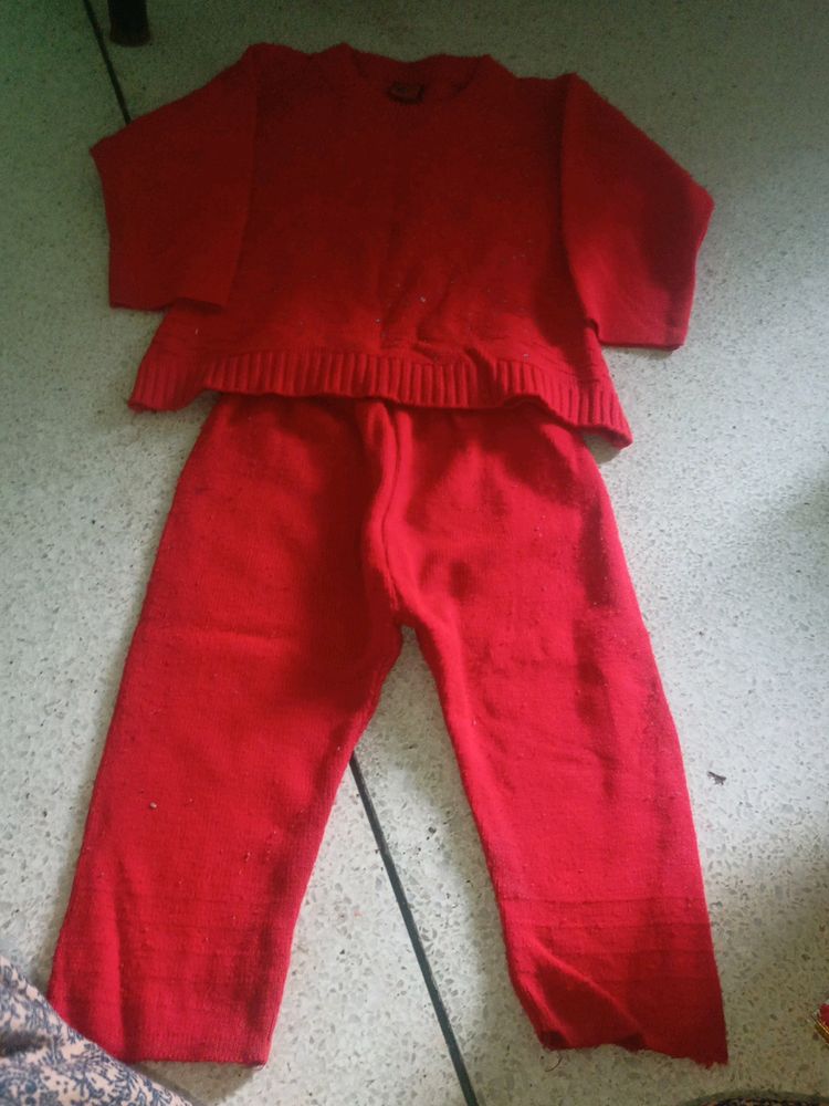 Beby Girls Wool Top And Pant Set.