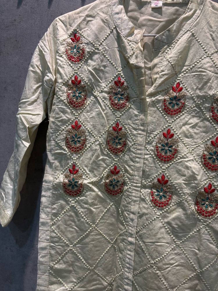 Embroidered handwork Kurta Set😍😍