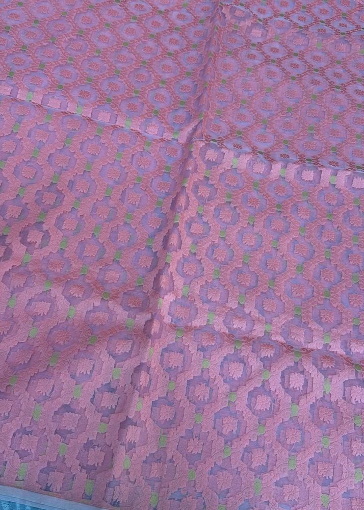 5 Mtr Elegant Banarasi Pink Fabric