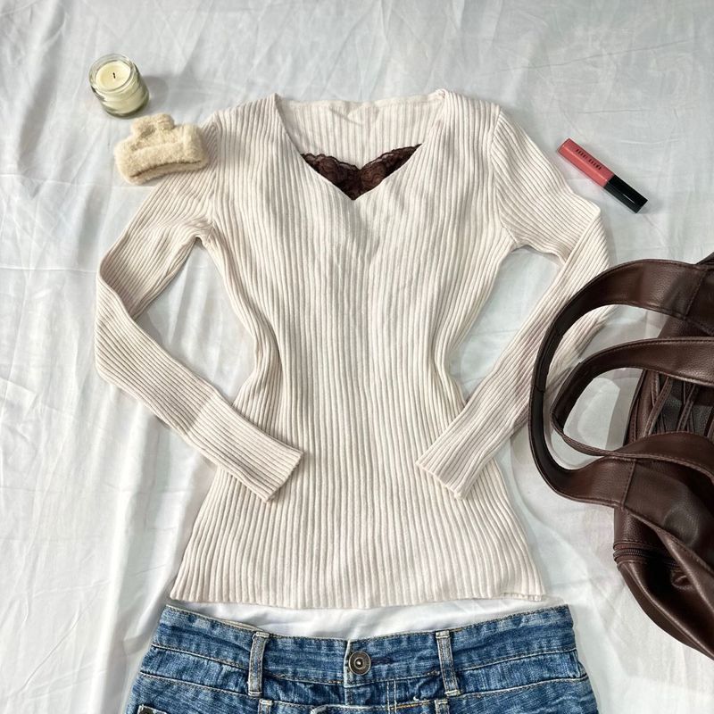 White Swan Knit Top
