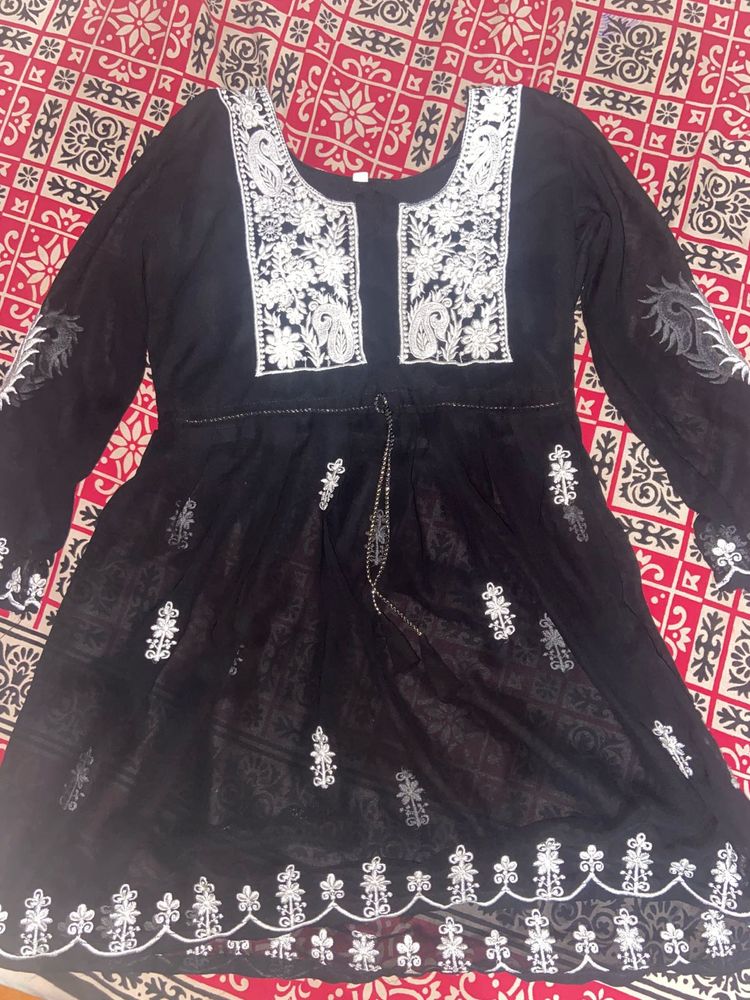 Elegant Black Embroidered short kurti 🤍