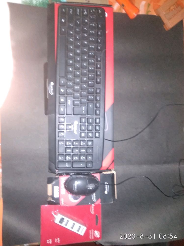 Quantum Keyboard Mouse and USB Hub 4 port combo