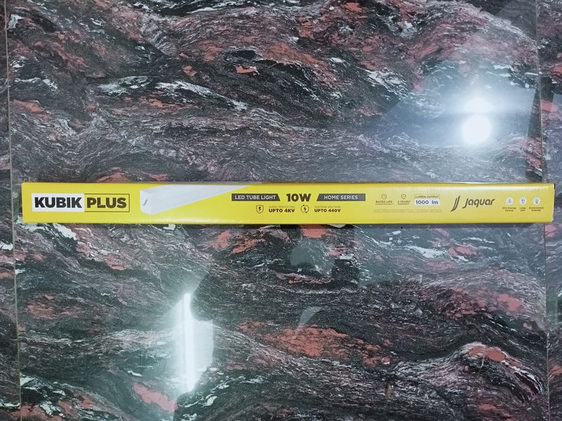 JAGUAR LED TUBE LIGHT 10 WATT