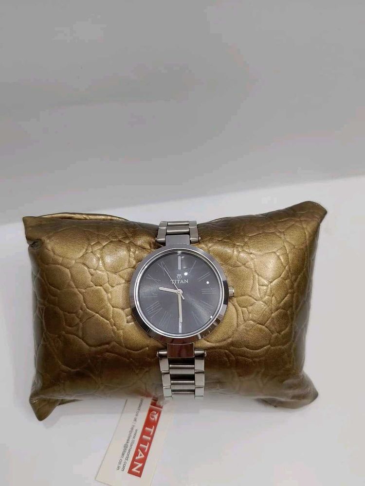 Titan Women&#39;s Analog Watch