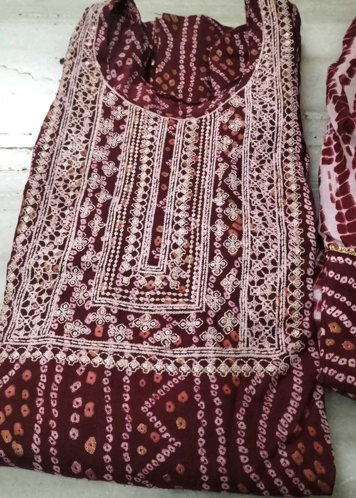 Burgundy Bandhani Print Kurti Set