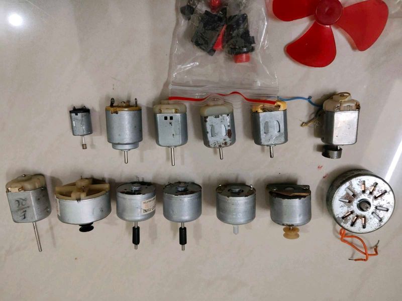 Mixed Lot of DC Motors &amp; Parts