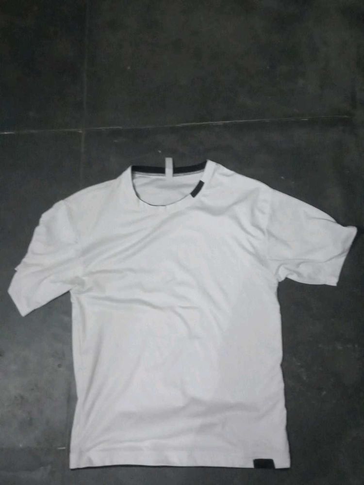 White Crew Neck T-Shirt