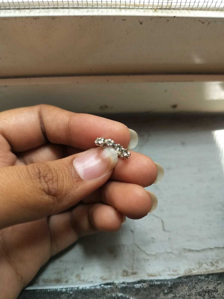 Nose Pin Or Ear Cuff
