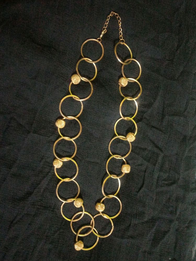Smart Metal Neck Piece U Can Use It As. Belt Also