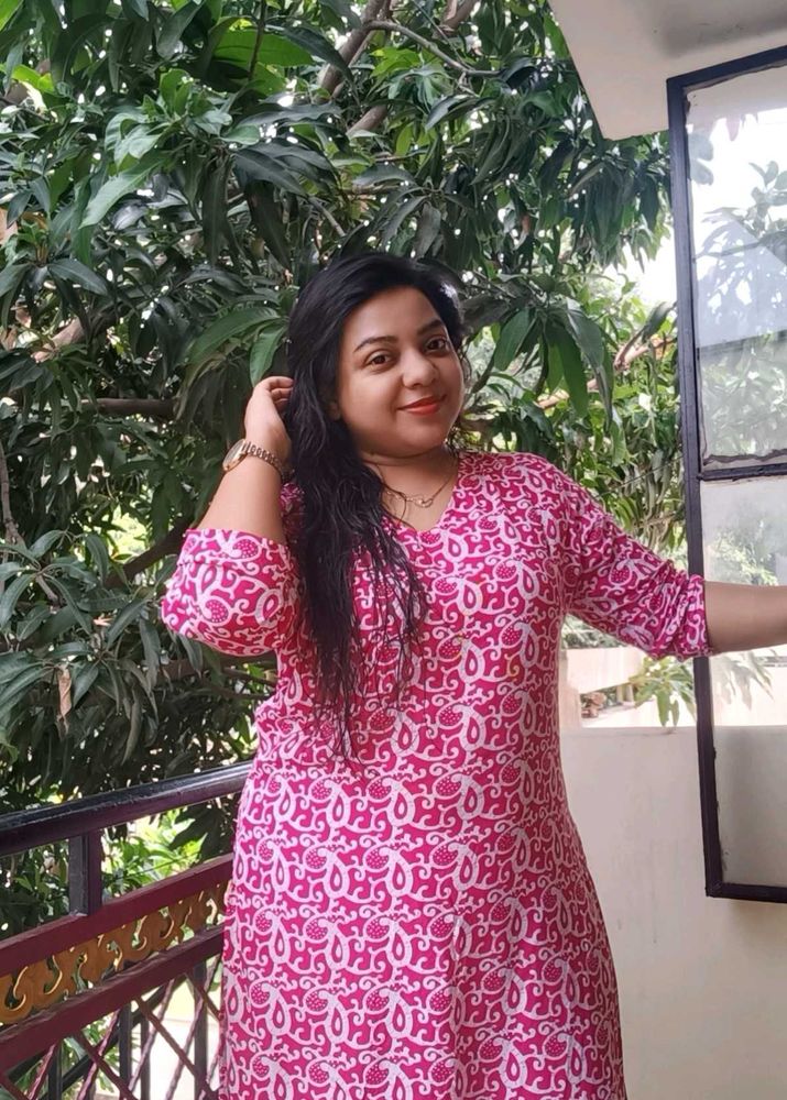 Pink &amp; White Print Kurti
